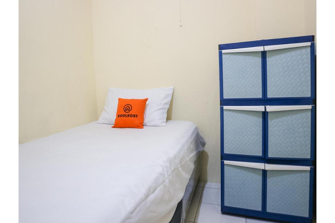 Koolkost Near Rs Graha Kedoya Hotell Jakarta Exteriör bild