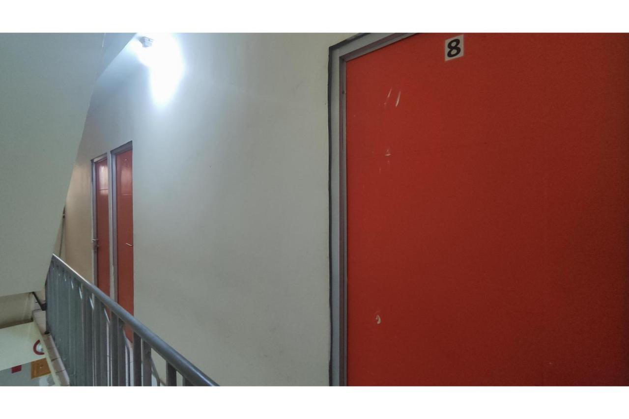 Koolkost Near Rs Graha Kedoya Hotell Jakarta Exteriör bild