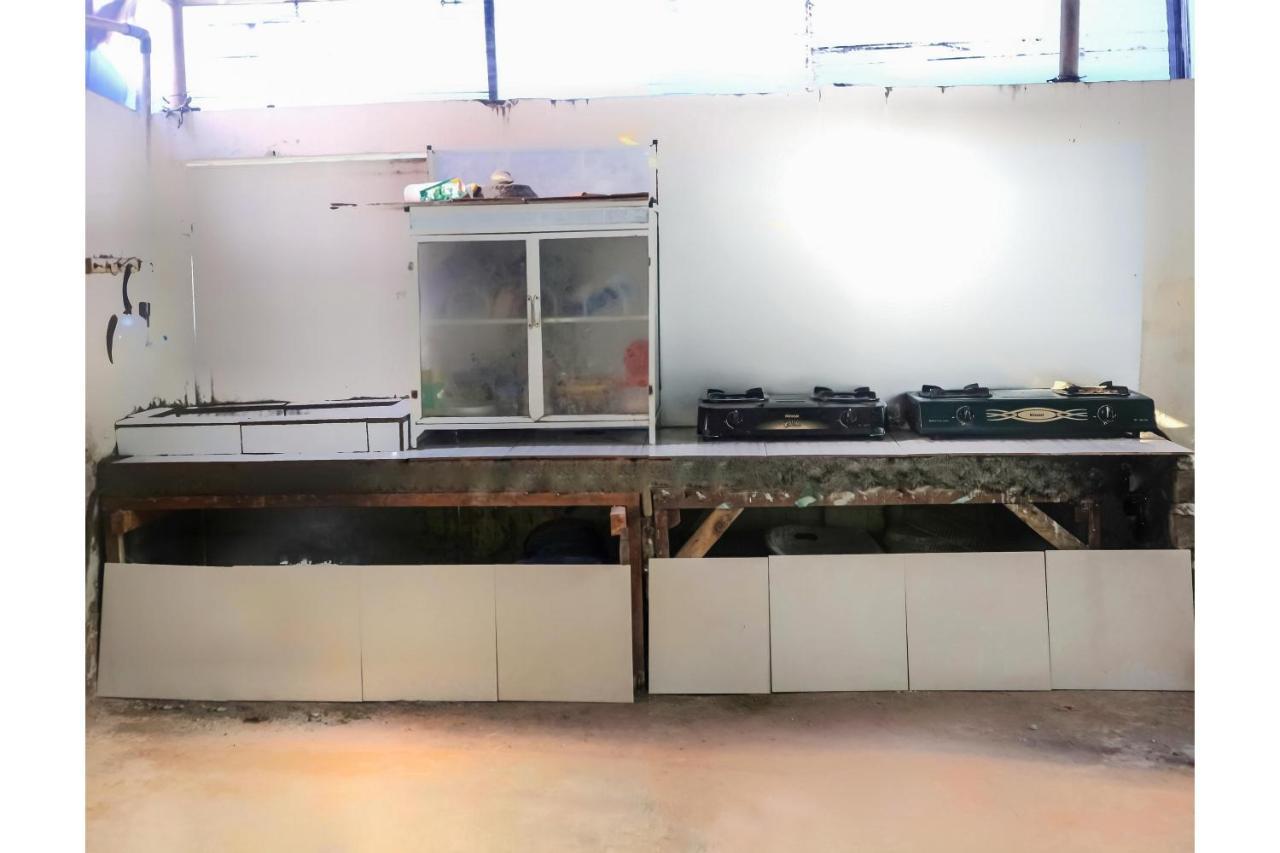 Koolkost Near Rs Graha Kedoya Hotell Jakarta Exteriör bild